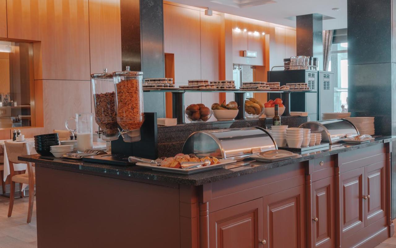 Hotel Riant-Sejour By Wp Hotels (Adults Only) بلانكنبرخ المظهر الخارجي الصورة