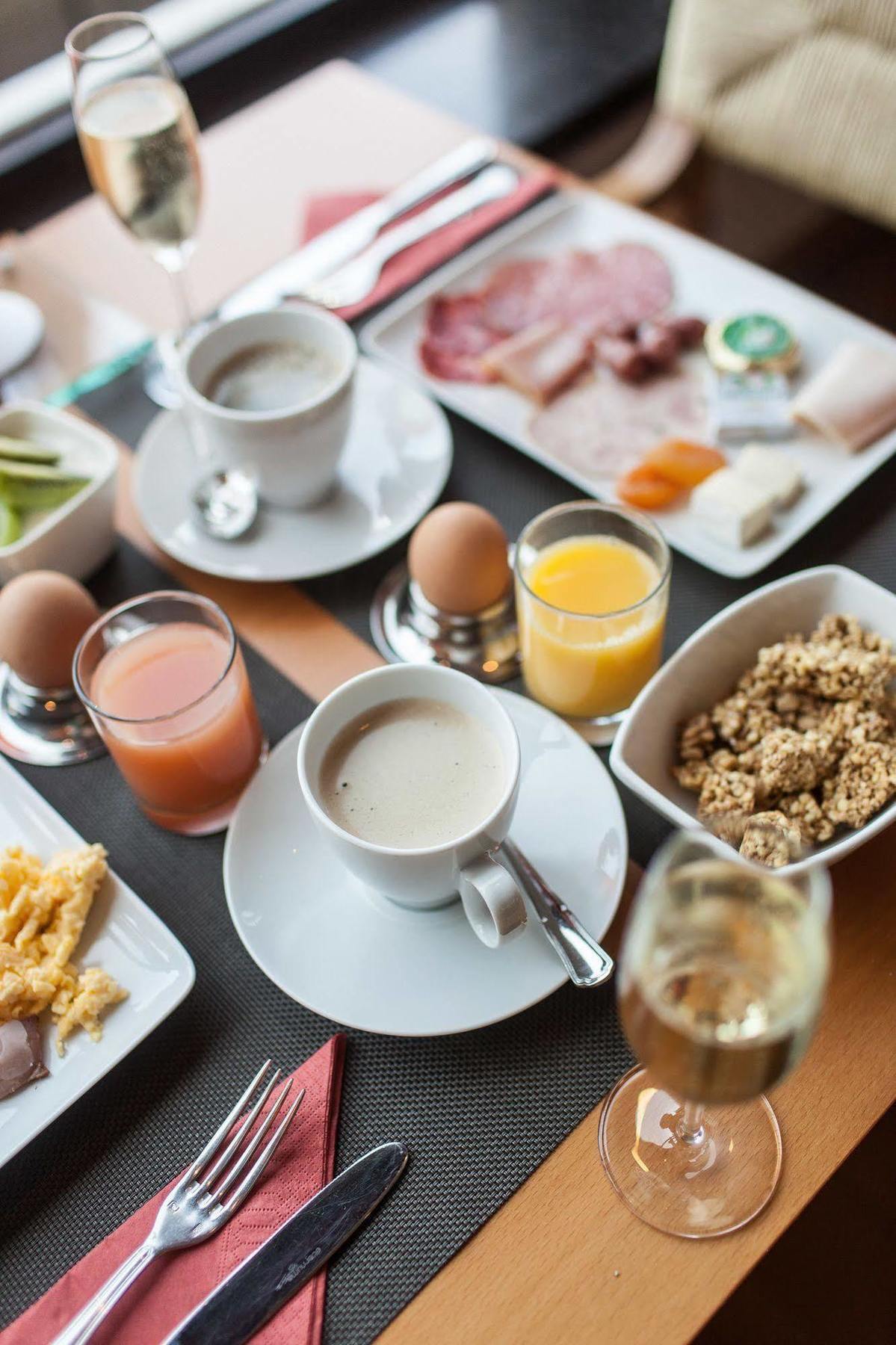 Hotel Riant-Sejour By Wp Hotels (Adults Only) بلانكنبرخ المظهر الخارجي الصورة